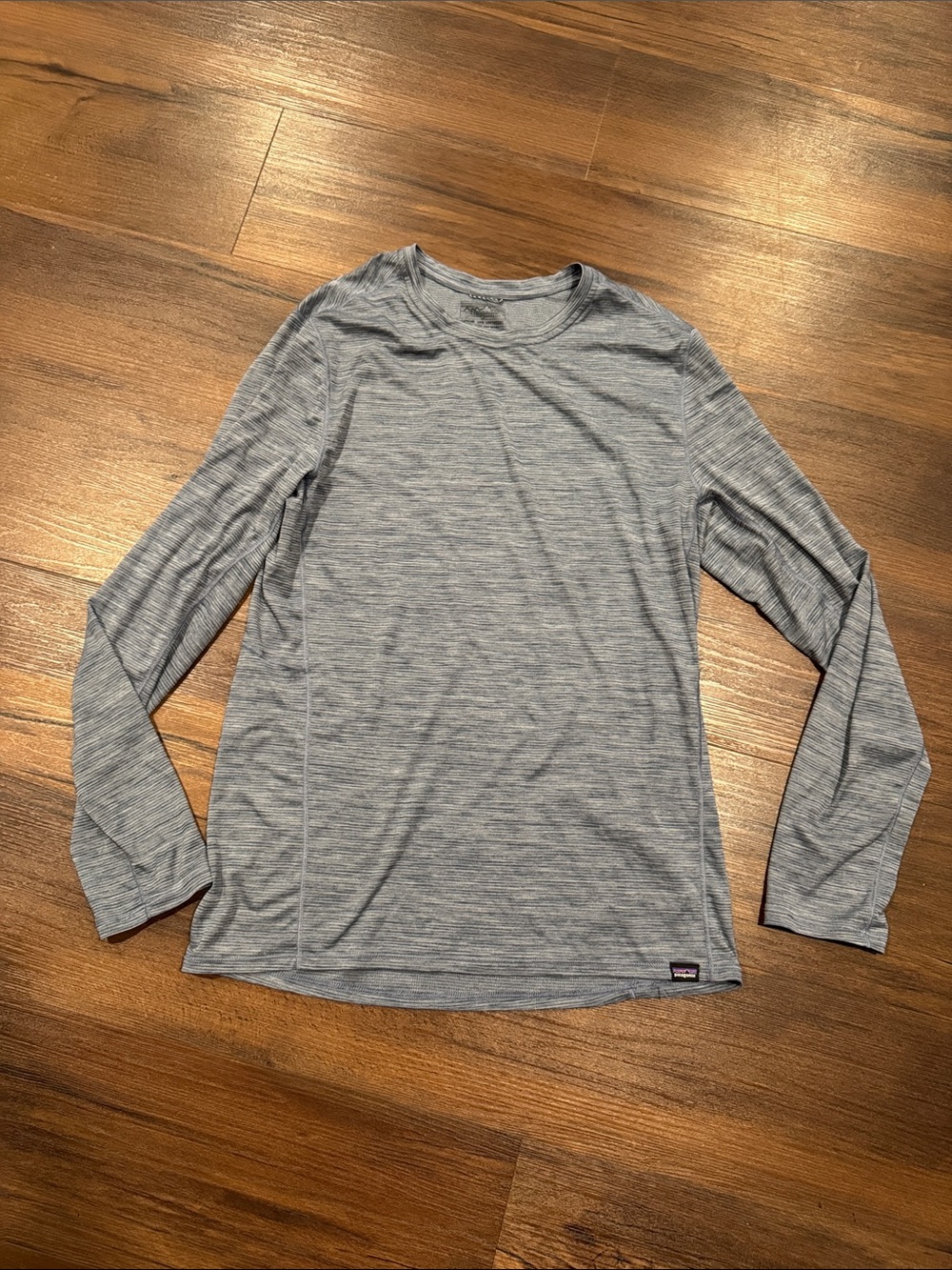 Women’s Patagonia Capilene Cool Lightweight Shirt Size Medium